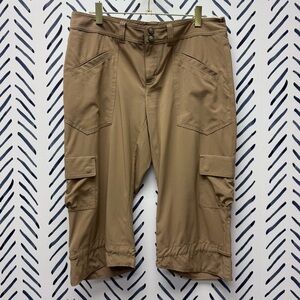 Athleta Cargo Capris with Tie Legs - 6